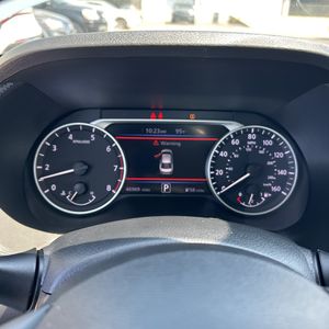 2025 Nissan SENTRA SR — миниатюра 32