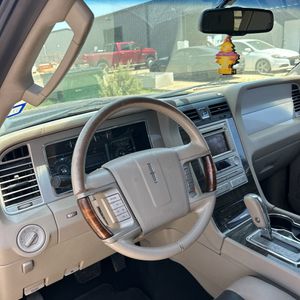 2008 Lincoln NAVIGATOR BASE — миниатюра 40