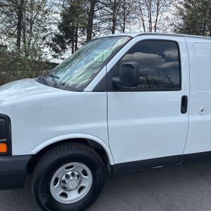CHEVROLET EXPRESS CARGO 2500 - 2