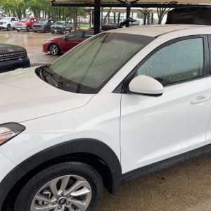 HYUNDAI TUCSON SE - 2