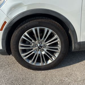 2017 Lincoln MKX RESERVE — фото 17