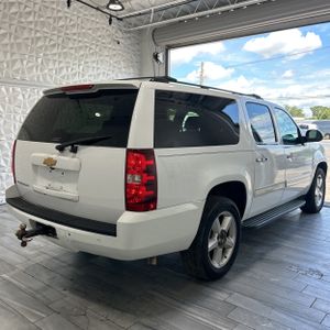 صورة 7 لـ 2014 Chevrolet SUBURBAN LT