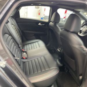 2023 KIA FORTE GT thumbnail 35