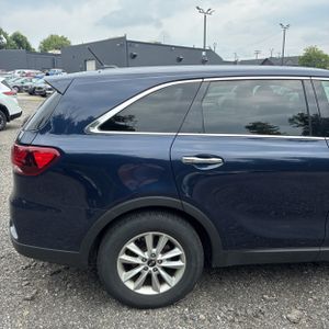 2019 KIA SORENTO LX V6 — фото 9