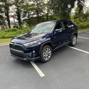صورة 1 لـ 2025 Toyota RAV4 XLE PREMIUM