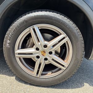 2016 Porsche CAYENNE S — миниатюра 16
