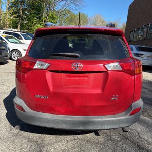 TOYOTA RAV4 - 7