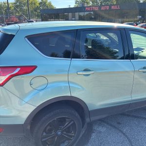 FORD ESCAPE SE - 9
