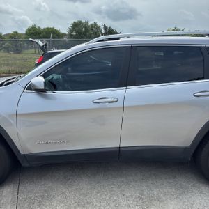 JEEP CHEROKEE LATITUDE - 4