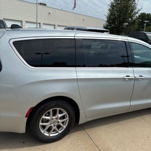 2024 Chrysler PACIFICA TOURING L 照片 8