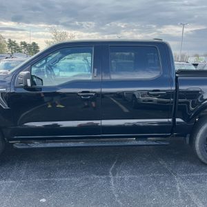 FORD F-150 XLT - 4
