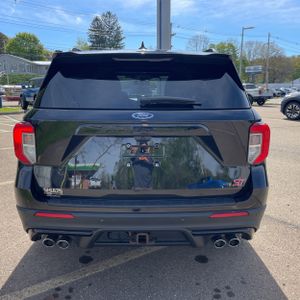 FORD EXPLORER ST - 7