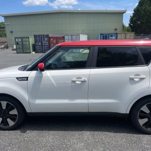 صورة 3 لـ 2017 KIA SOUL +