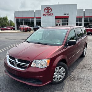 2017 Dodge GRAND CARAVAN SE — фото 1