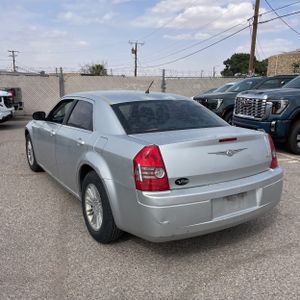 CHRYSLER 300 LX - 5