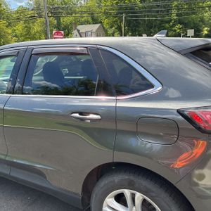 FORD EDGE SEL - 6
