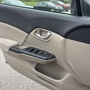 صورة مصغرة 55 لـ 2012 Honda CIVIC LX