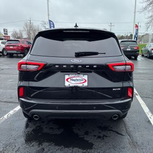FORD ESCAPE ST-LINE - 7