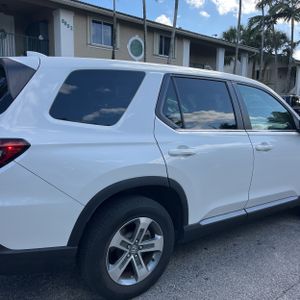HONDA PILOT EX-L W/REAR CAPTAIN'S CHAIRS - 9
