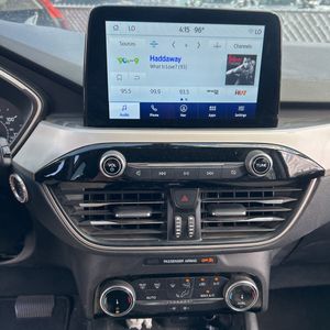 صورة مصغرة 37 لـ 2022 FORD ESCAPE SE