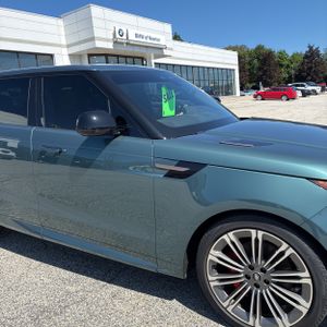 صورة 13 لـ 2024 LAND Rover RANGE ROVER SPORT P400 DYNAMIC SE