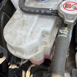 2024 Toyota COROLLA LE thumbnail 48