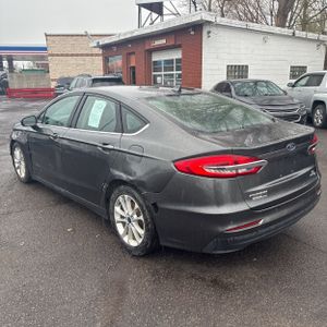 FORD FUSION HYBRID SE - 5