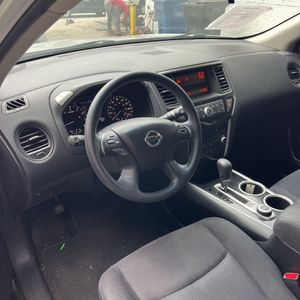 صورة 35 لـ 2013 Nissan PATHFINDER S