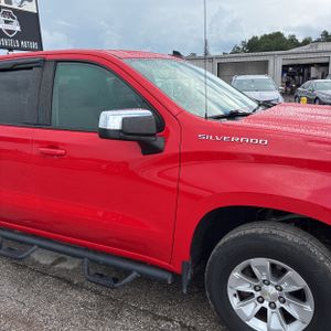 2020 Chevrolet SILVERADO 1500 LT — миниатюра 13