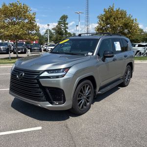 صورة 1 لـ 2022 Lexus LX 600 LUXURY