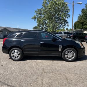 CADILLAC SRX LUXURY COLLECTION - 10