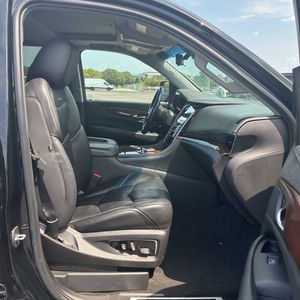 2019 Cadillac ESCALADE LUXURY 缩略图 32