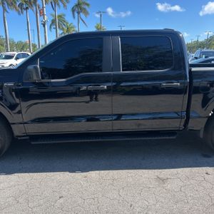 FORD F-150 XL - 4