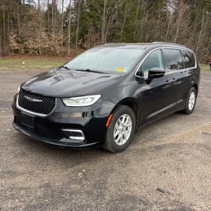 CHRYSLER PACIFICA TOURING L - 1