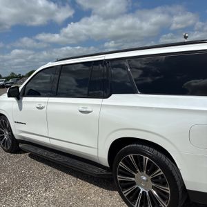 CHEVROLET SUBURBAN RST - 6