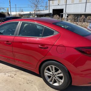 HYUNDAI ELANTRA VALUE EDITION - 6