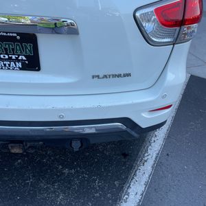 2015 Nissan PATHFINDER PLATINUM — миниатюра 20