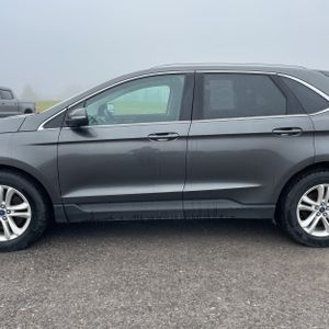 FORD EDGE SEL - 4
