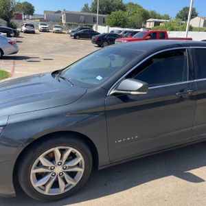 2018 Chevrolet IMPALA LT 照片 2