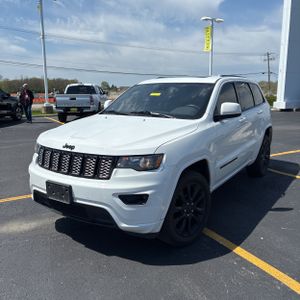 JEEP GRAND CHEROKEE - 1