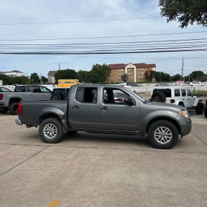 صورة 10 لـ 2019 Nissan FRONTIER SV