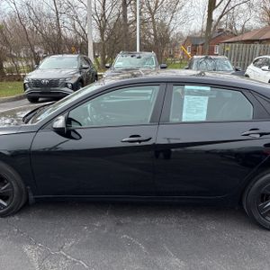 HYUNDAI ELANTRA SEL - 4