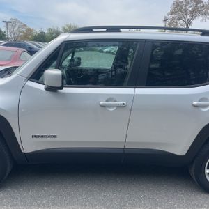 JEEP RENEGADE LATITUDE - 4