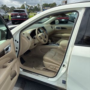 صورة 32 لـ 2013 Nissan PATHFINDER SL