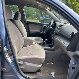 2007 Toyota RAV4 BASE thumbnail 32