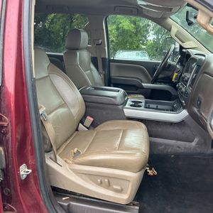 2015 Chevrolet SILVERADO 2500HD LTZ 照片 37