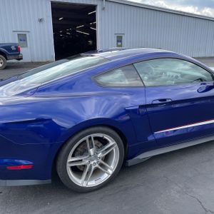 FORD MUSTANG GT PREMIUM - 9