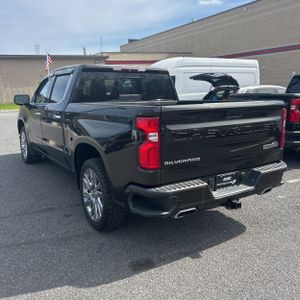 CHEVROLET SILVERADO 1500 HIGH COUNTRY - 5