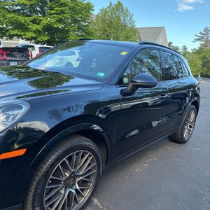 PORSCHE CAYENNE PLATINUM EDITION - 2