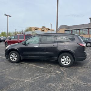 CHEVROLET TRAVERSE LS - 3